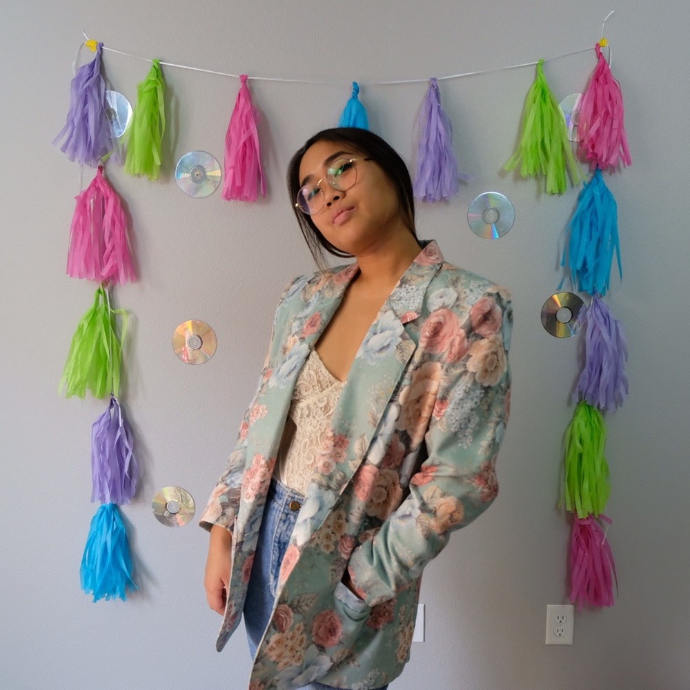 Meet your Posher, Ileana